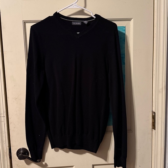 Van Heusen Black V-Neck Sweater - Picture 1 of 2